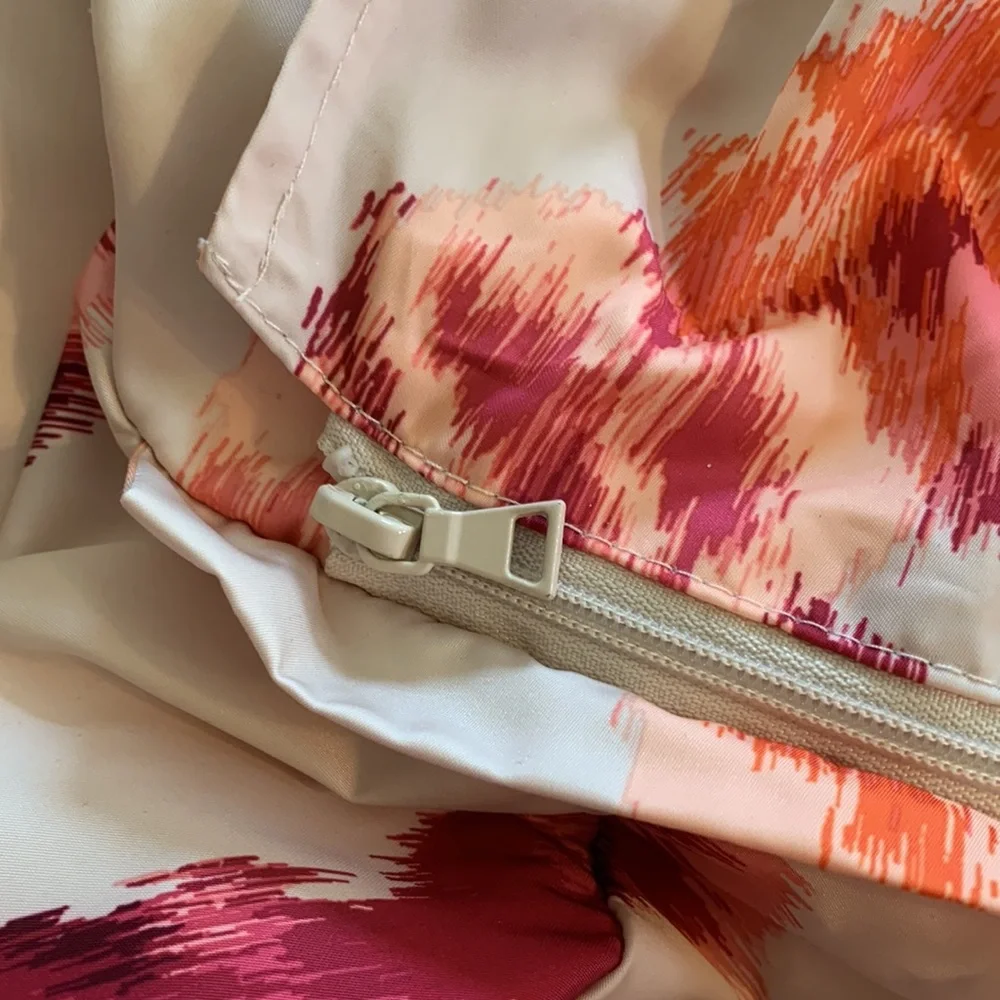 CHICOS lightweight trench coat with detachable hood - Picture 6 of 7